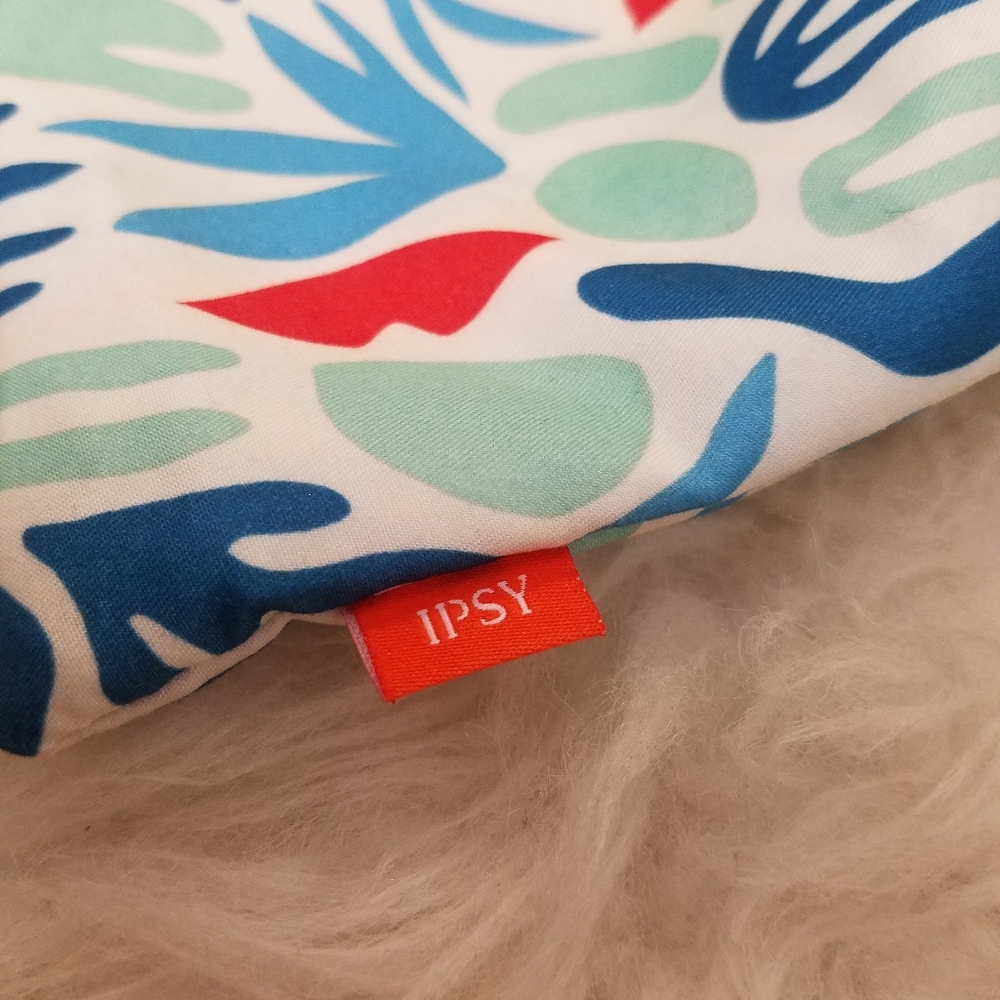 Ipsy Glam Bag Plus Drawstring Bag - image 6